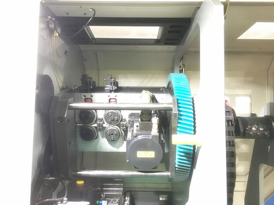 Presisi Tinggi 5 Axis CNC Spring Forming Machine Dengan Wire Rotation Dan Spinner