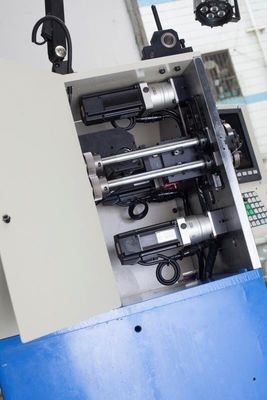 Presisi Tinggi Six Axis CNC Spring Coiling Machine 1000pcs / Min Tingkat Produksi